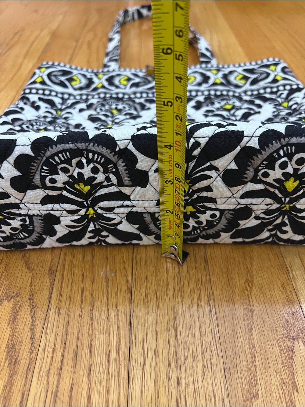 Vera Bradley Black & White Floral Quilted Tote Bag - Picture 4 of 4